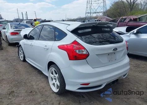 2014 Ford Focus St z USA, uszkodzony, nr VIN 1FADP3L90EL316163